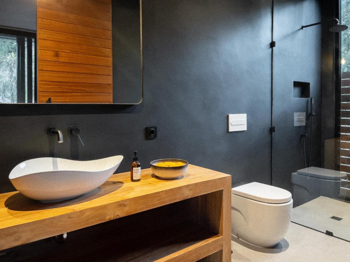 Aloha Villas - Modern Villas With Private Pool And Lush Gardens Kuta  ภายนอก รูปภาพ